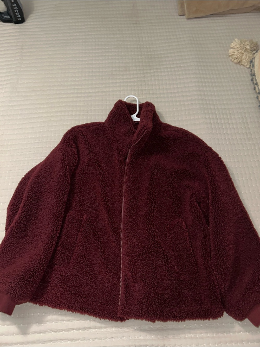 Levi's Women's Teddy Jacket in Burgundy - Picture 2 of 3